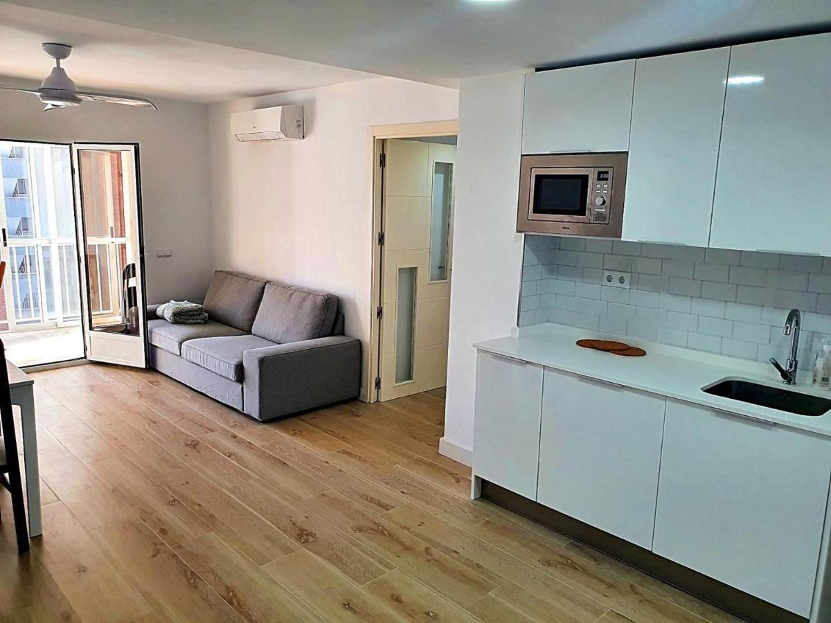 First Line With 3 Bedrooms And Seaviews *