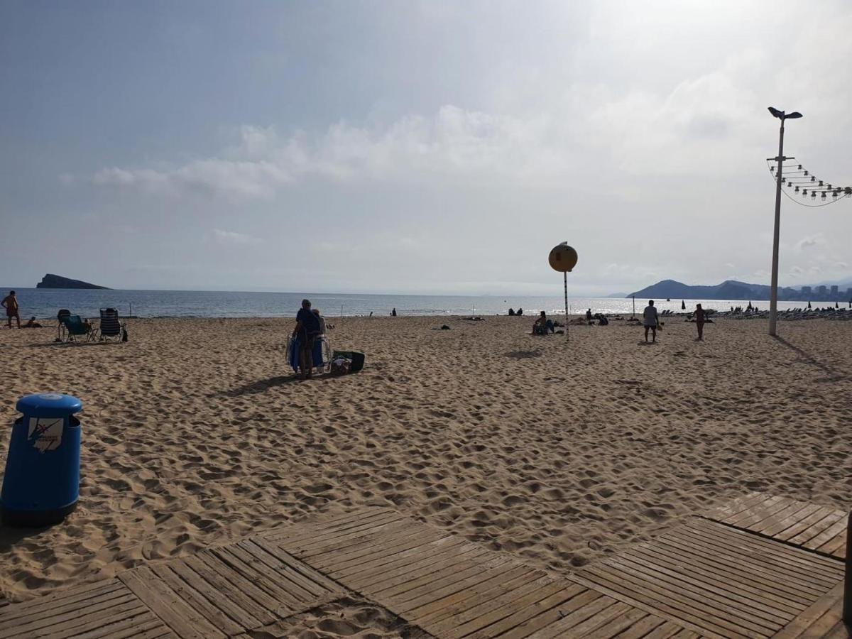 Apartment First Line With 3 Bedrooms And Seaviews *